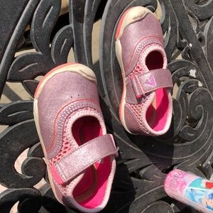 Plae toddler shoes